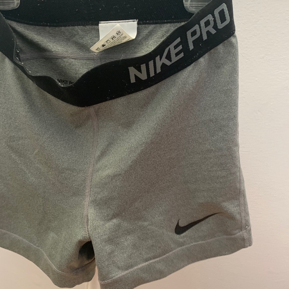 Grey nike shorts